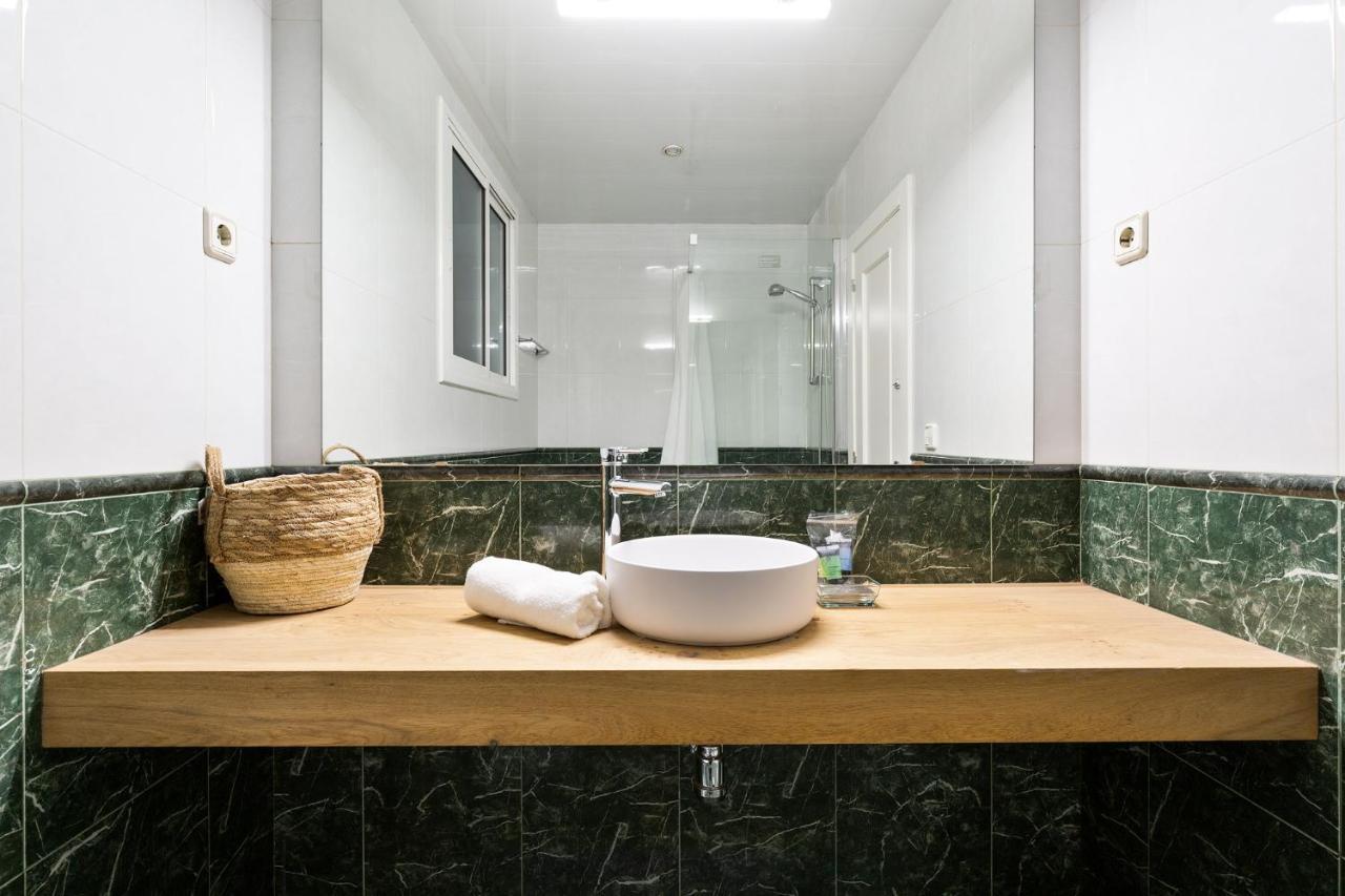 Stay U-Nique Apartments Mallorca II บาร์เซโลนา ภายนอก รูปภาพ