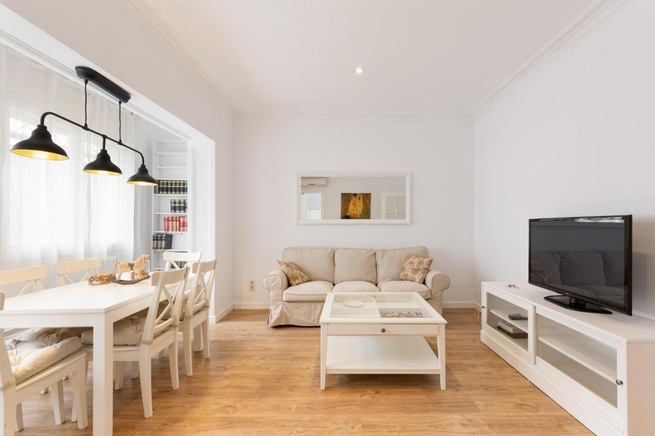 Stay U-Nique Apartments Mallorca II บาร์เซโลนา ภายนอก รูปภาพ