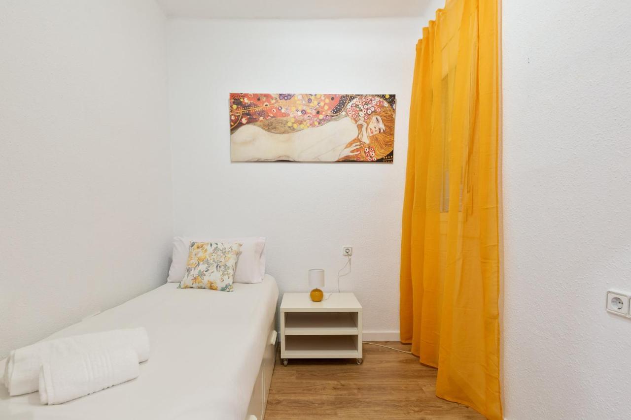 Stay U-Nique Apartments Mallorca II บาร์เซโลนา ภายนอก รูปภาพ